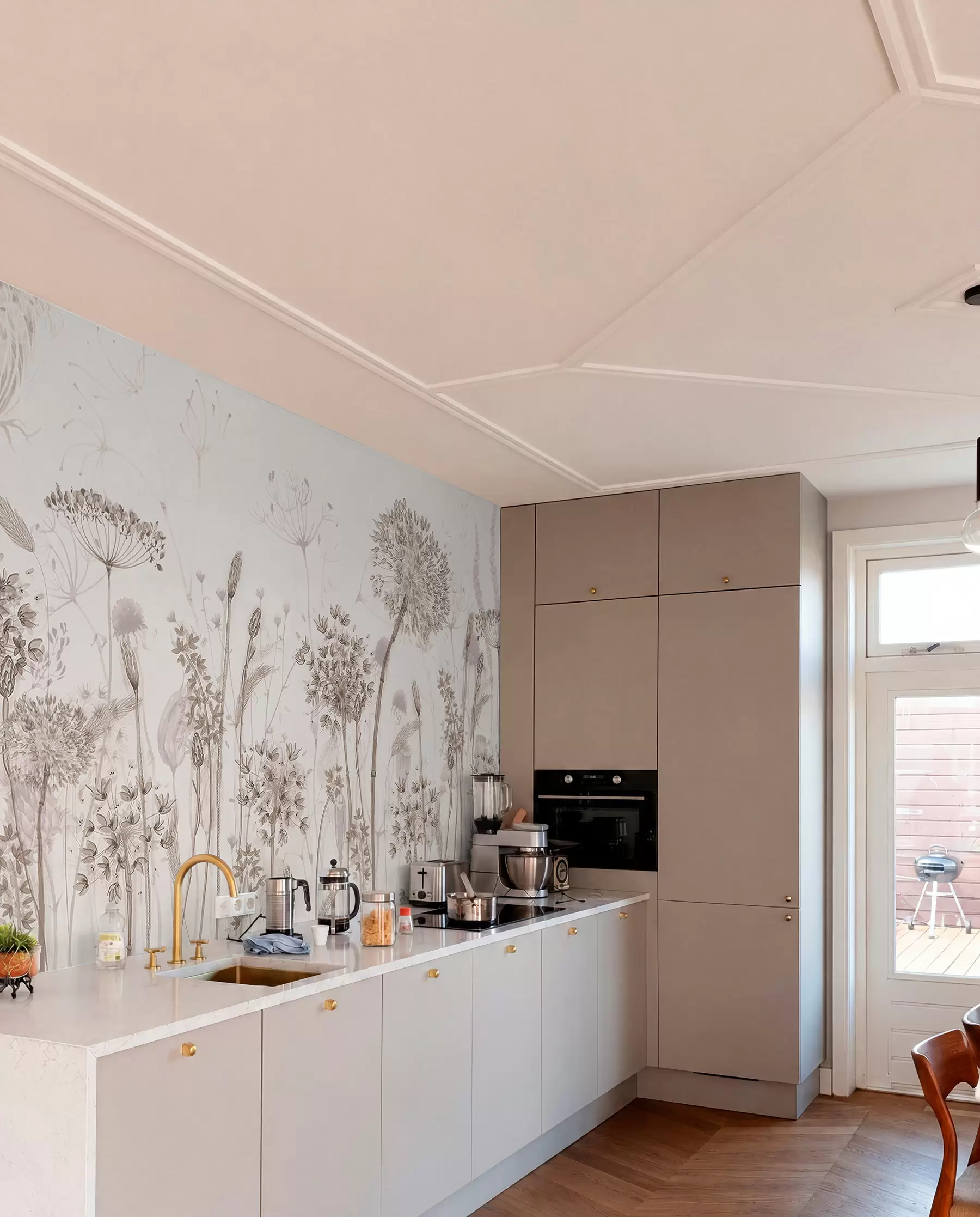 wall murals Airy dandelions and wildflowers in watercolor style w08637
