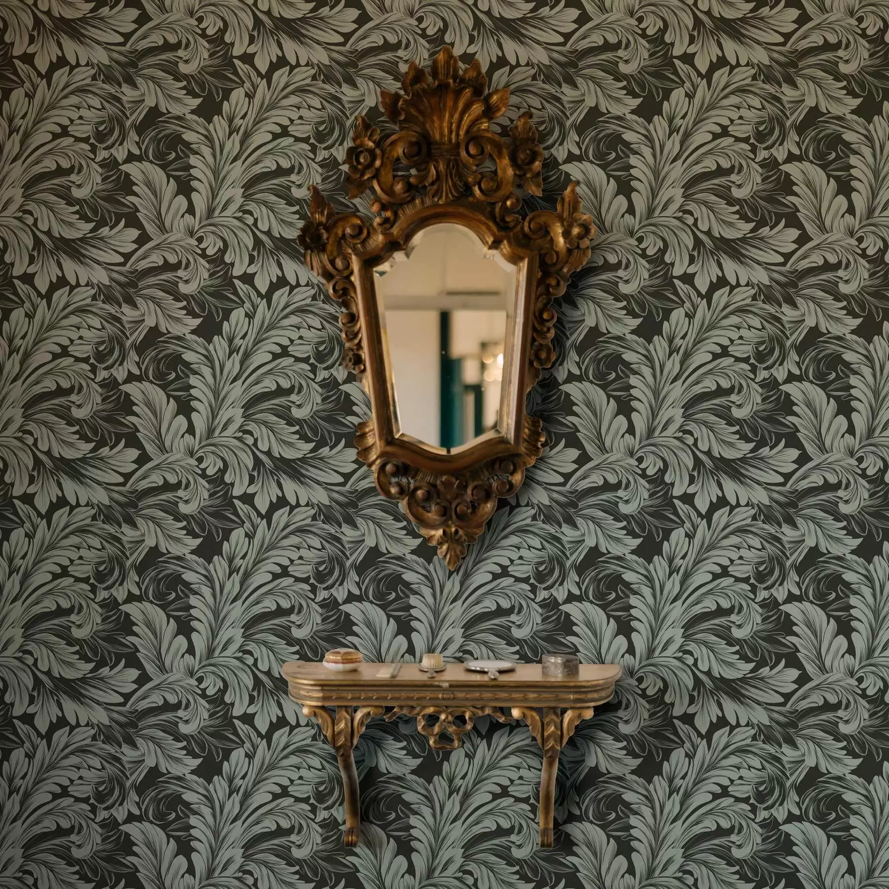 wall murals Dark green background with mint curls a00135v4