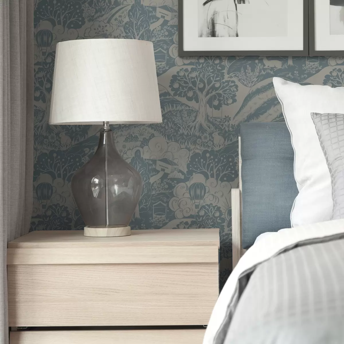 Wallpaper Fairy forest with animals in the style of children's illustration a00172