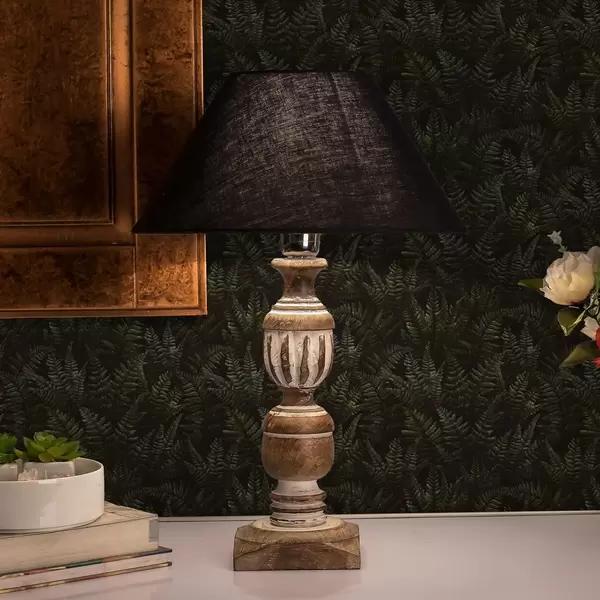 Wallpaper country English style