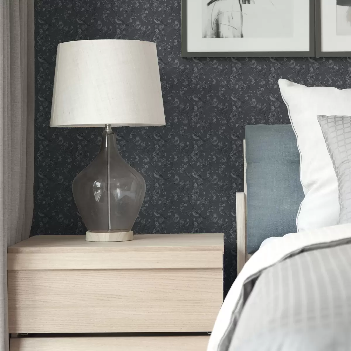 Wallpaper Dark pattern with birds and flowers, classic style a00281