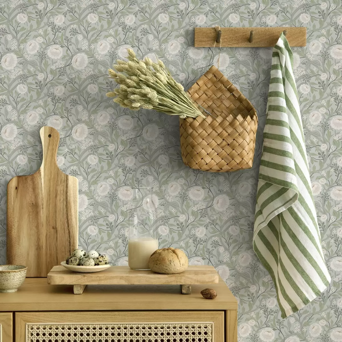 Wallpaper Gentle green leaves and creamy flowers with green leaves and creamy flowers with graceful vines a00398