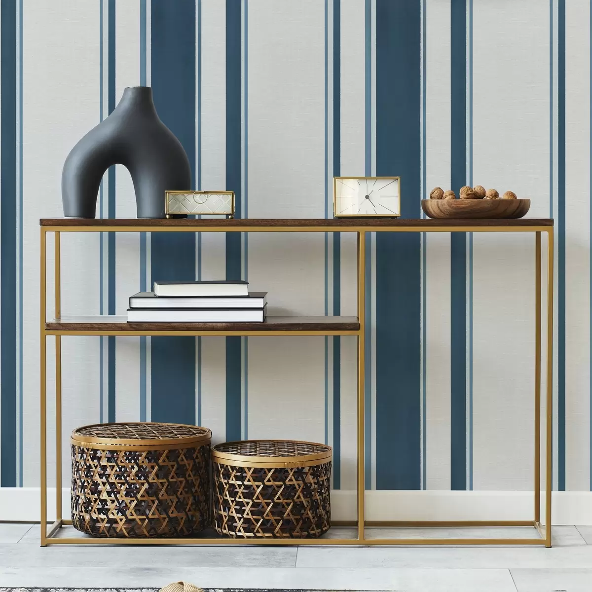 Wallpaper Blue and turquoise vertical stripes on a light background a00528