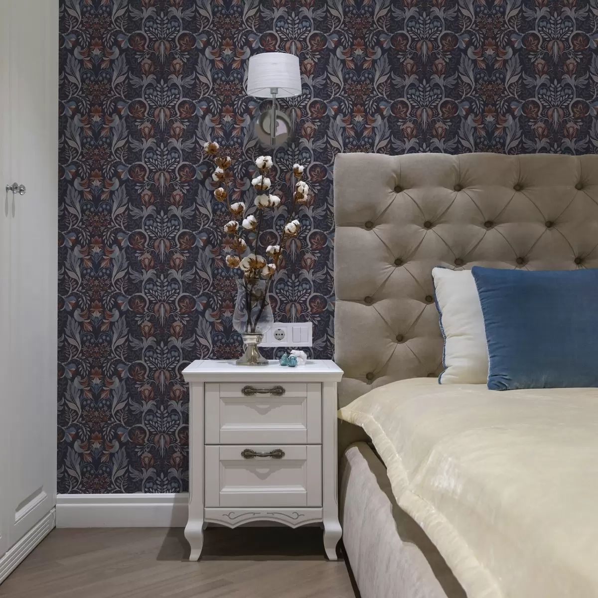 Wallpaper Folk flowers and birds on a dark blue background a00502