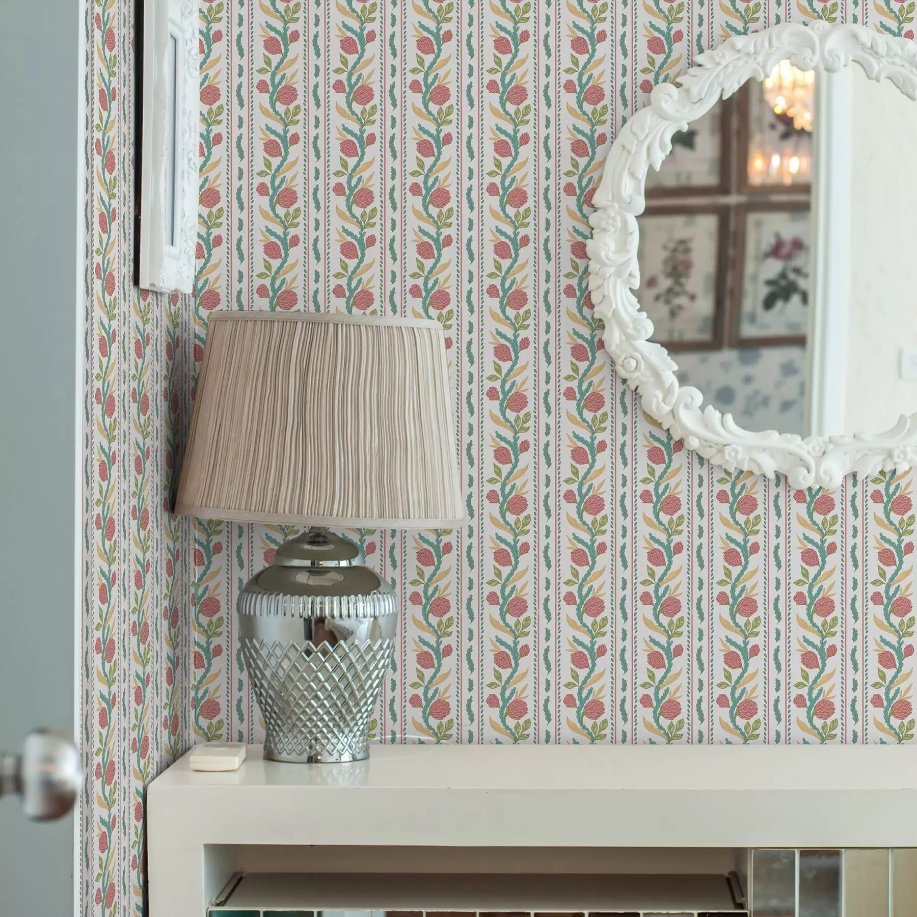 wall murals Vertical stripes with coral flowers and turquoise leaves a00816