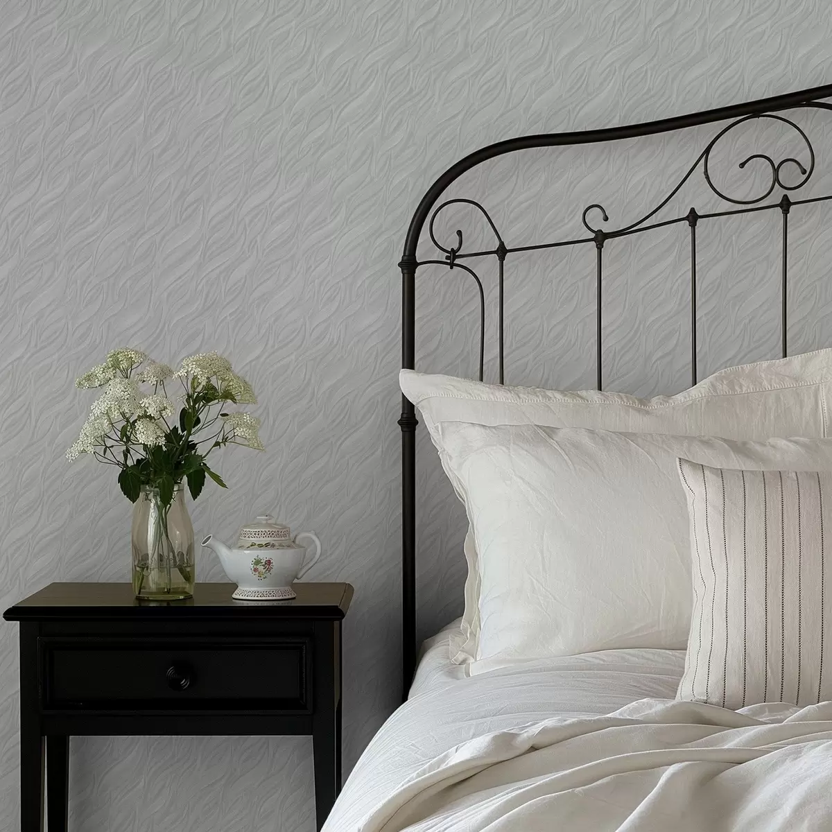 Wallpaper Textured brush waves, light mint a00688v2