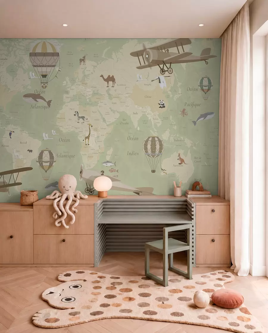 wall murals World map for children with animals, airplanes, and hot air balloons. French language. Green color. c00003frv2