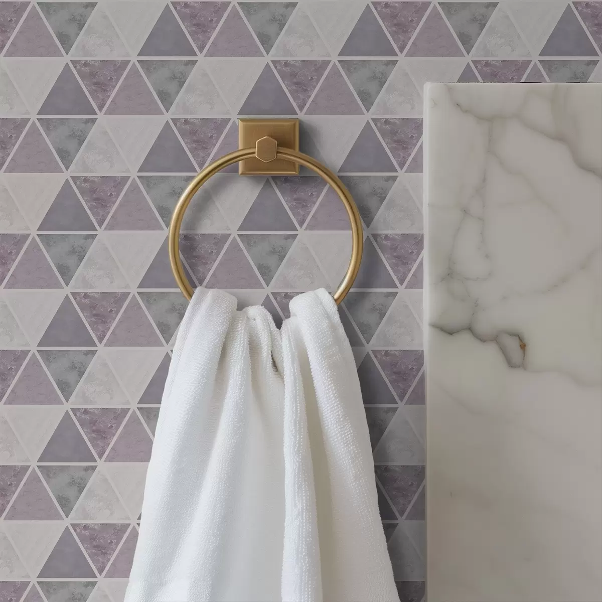 Wallpaper Triangles combining lilac and grey shades a00917v2
