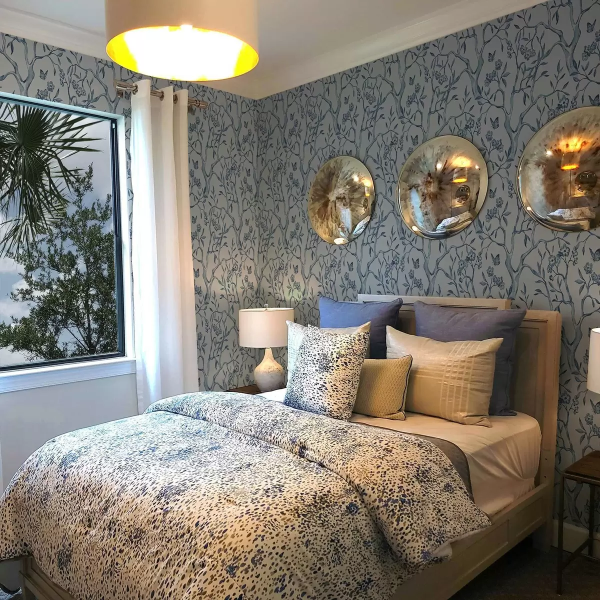 Wallpaper Watercolour blue branches with flowers and butterflies on light background a00951