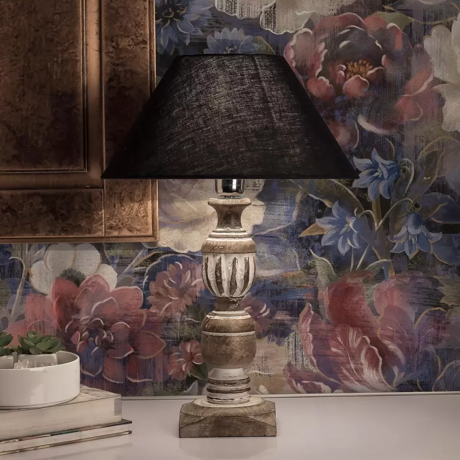 wall murals Painterly bouquet of large flowers on deep indigo background a01021