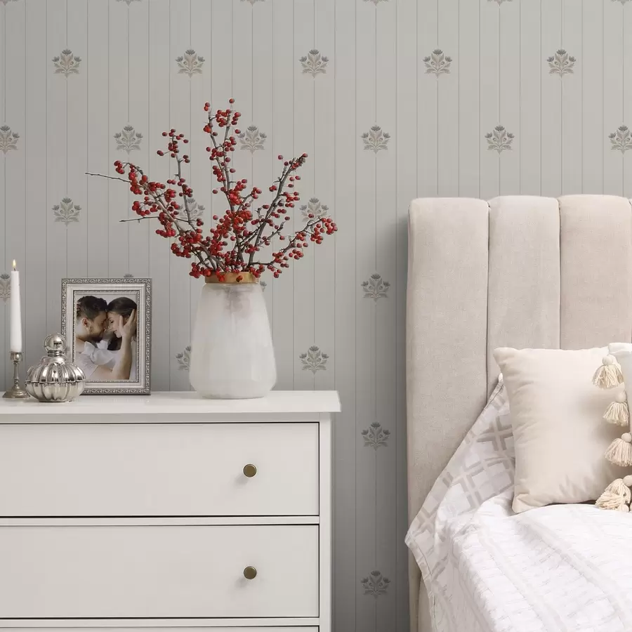 wall murals Delicate floral ornaments and vertical stripes a01282